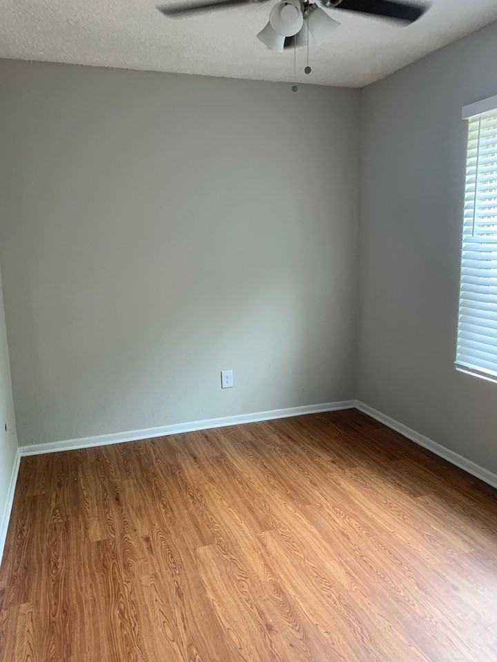 Charming 1 - Photo 2 of 25