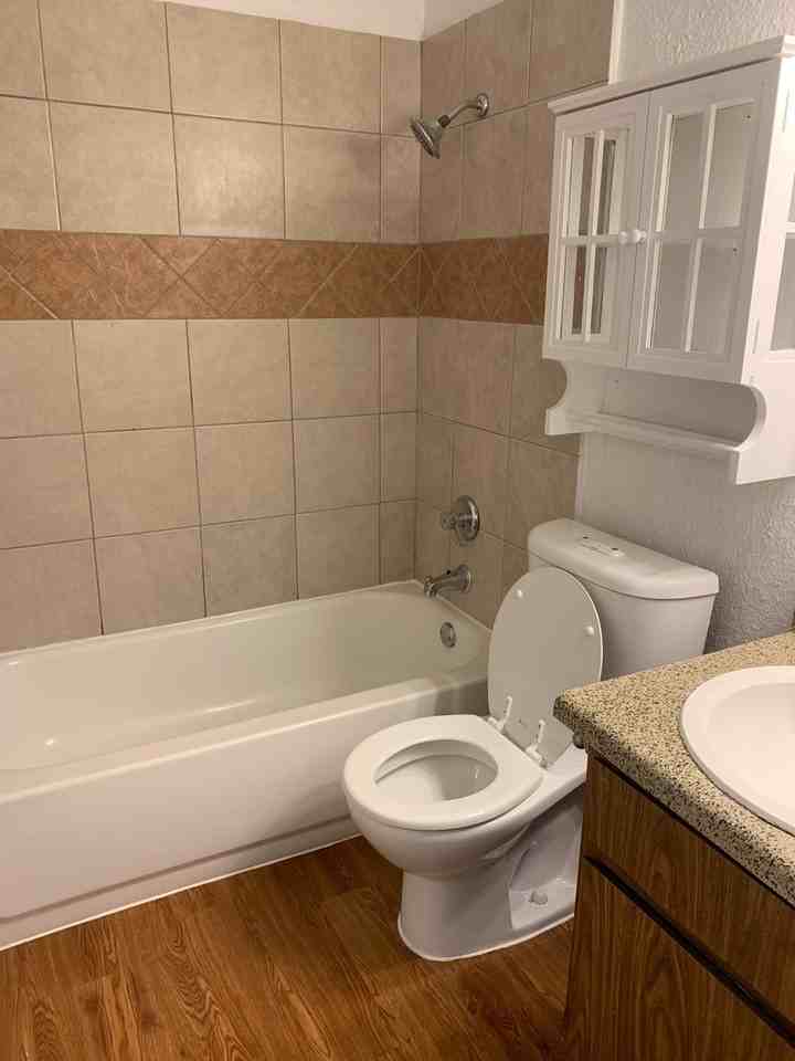 Charming 1 - Photo 3 of 25