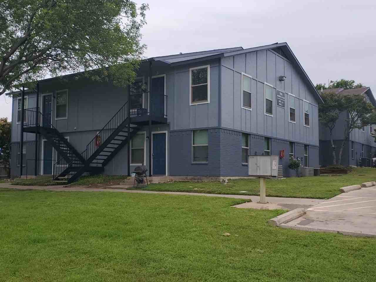 Charming 1 - Photo 7 of 25