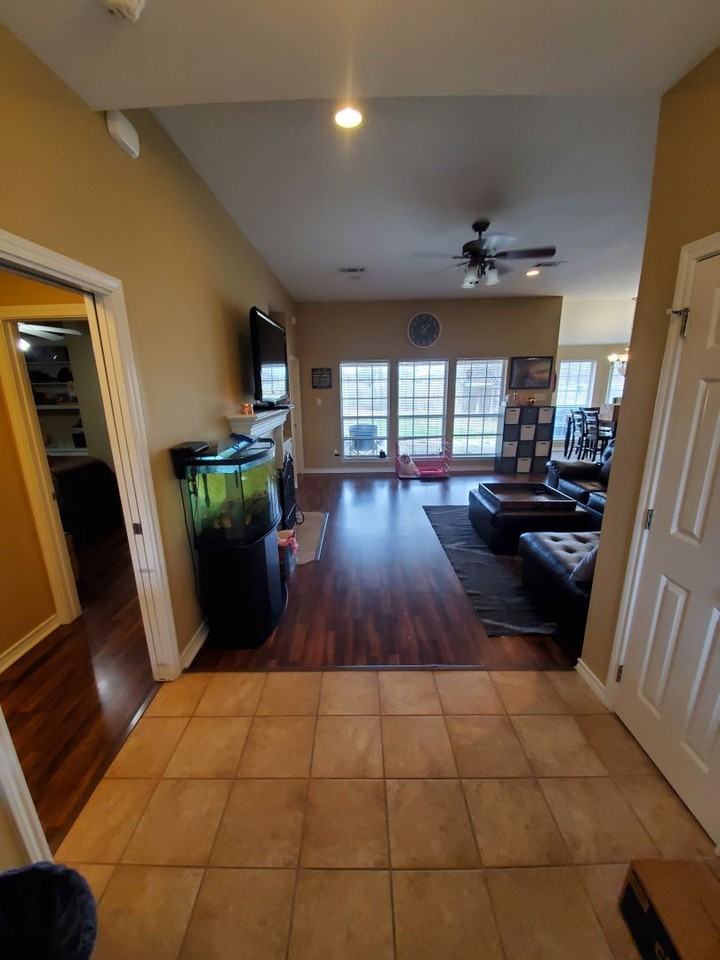 215 Landsburg Ct - Photo 2 of 39