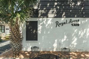 featured image of 1309 Norwalk Ln