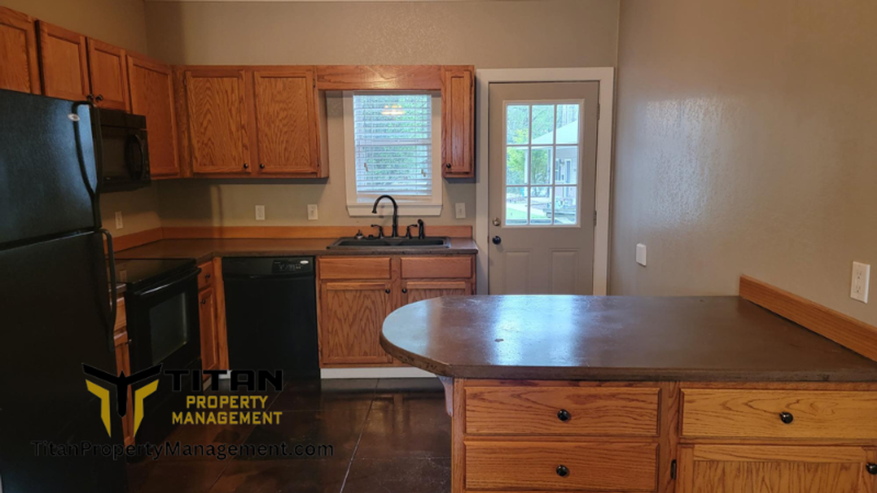 331 E Narroway - Photo 6 of 15