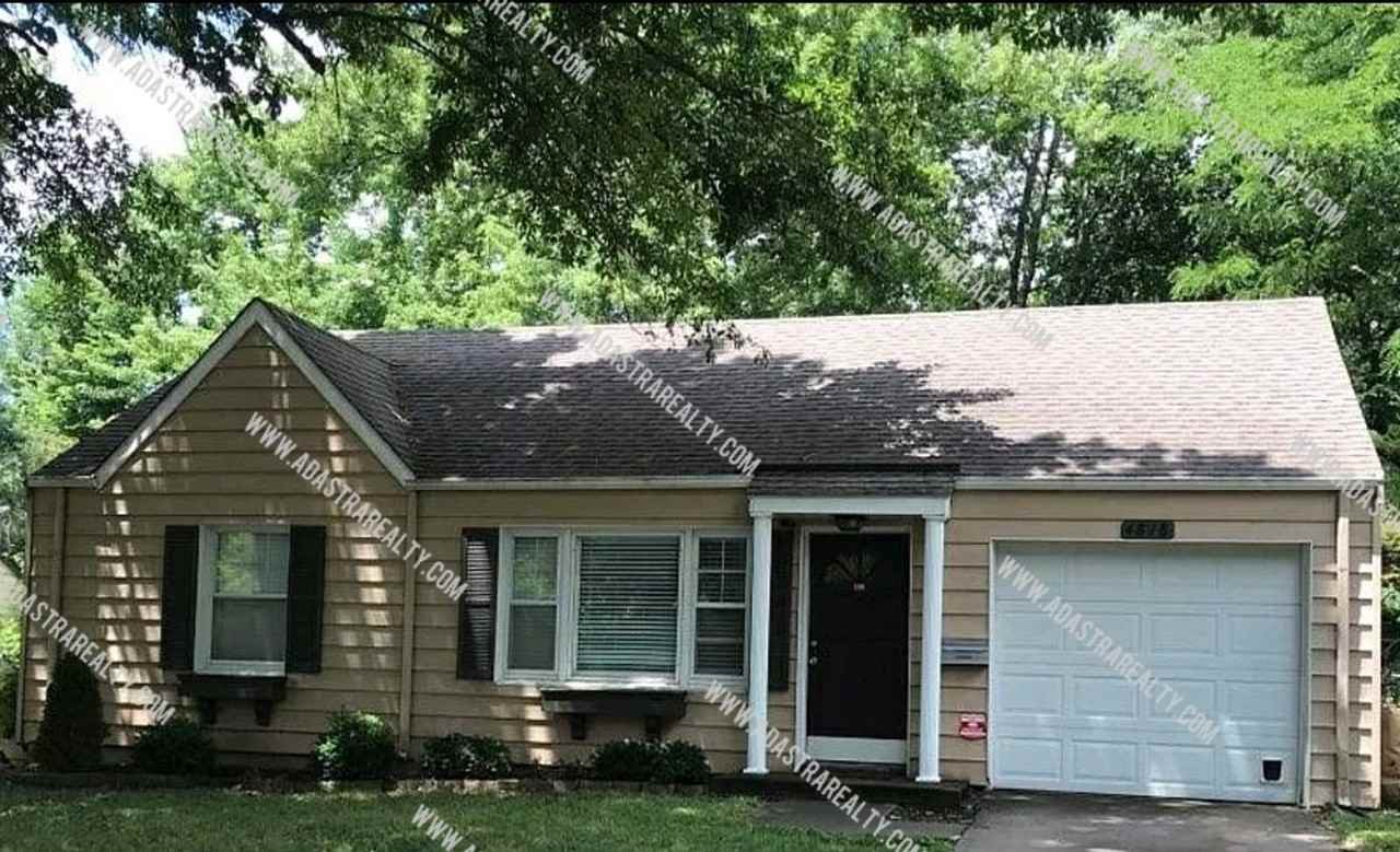 4818 Mission Rd - Photo 2 of 23