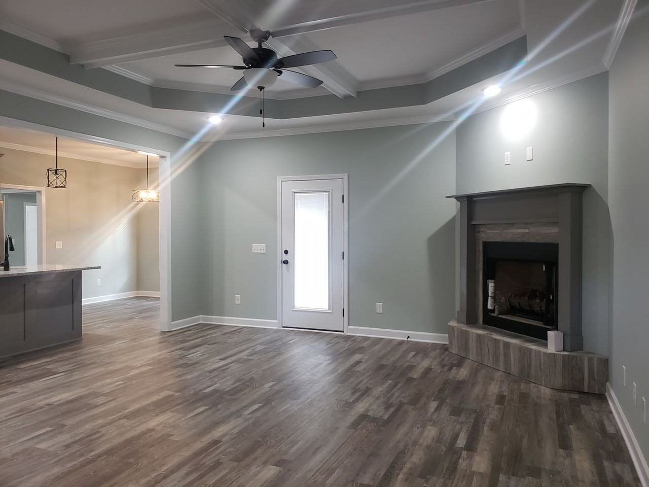 406 Thornbird Loop - Photo 3 of 13