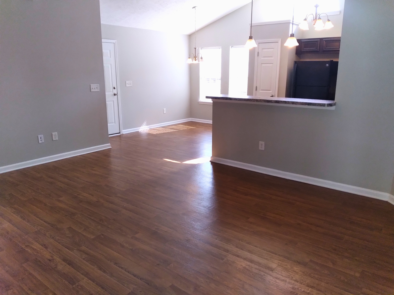 169 Woodland Park Loop - Photo 7 of 13