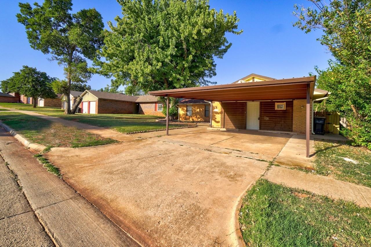 3724 Se 48th Pl - Photo 3 of 50