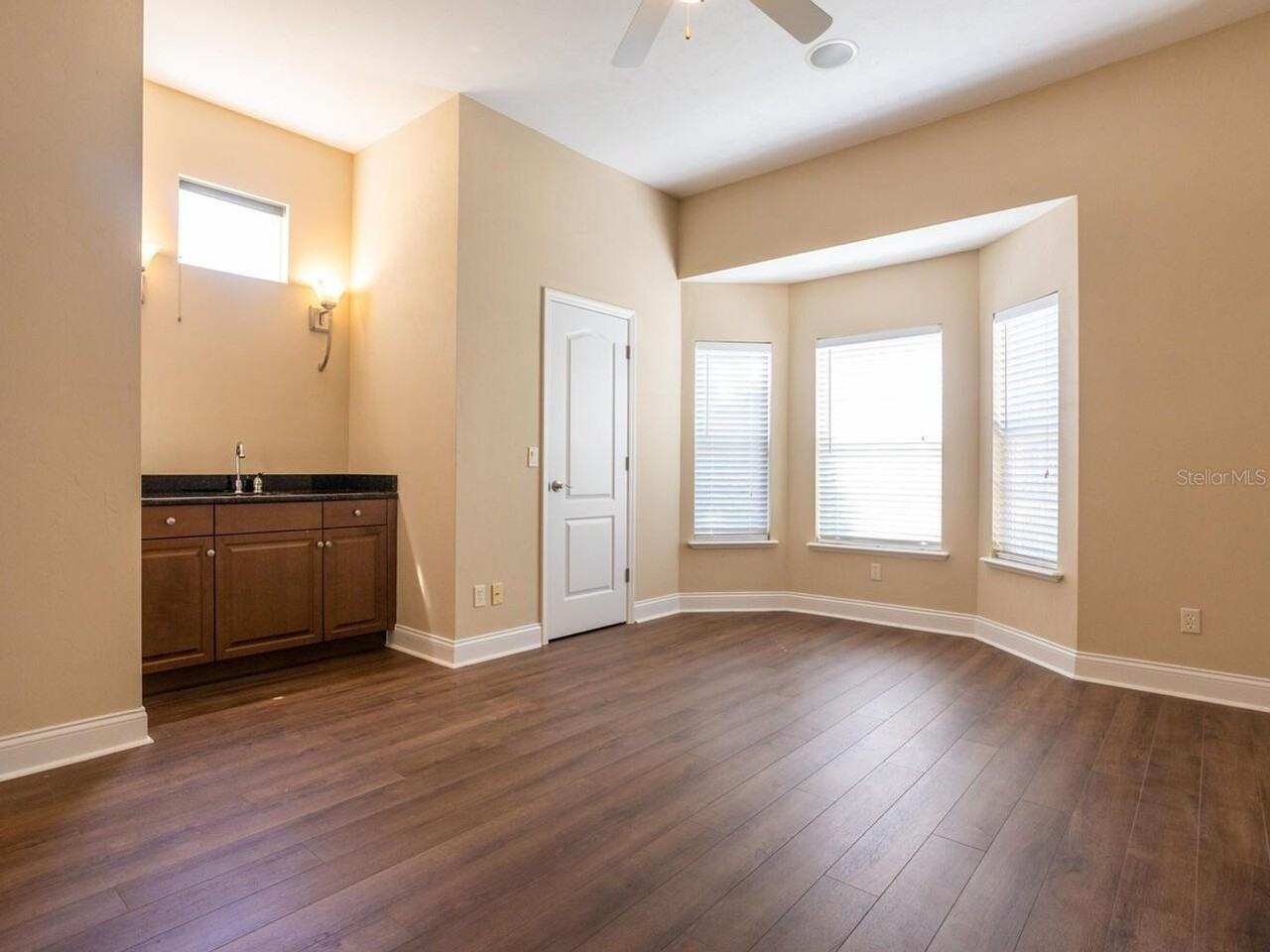 707 Nw 134th Way - Photo 6 of 33