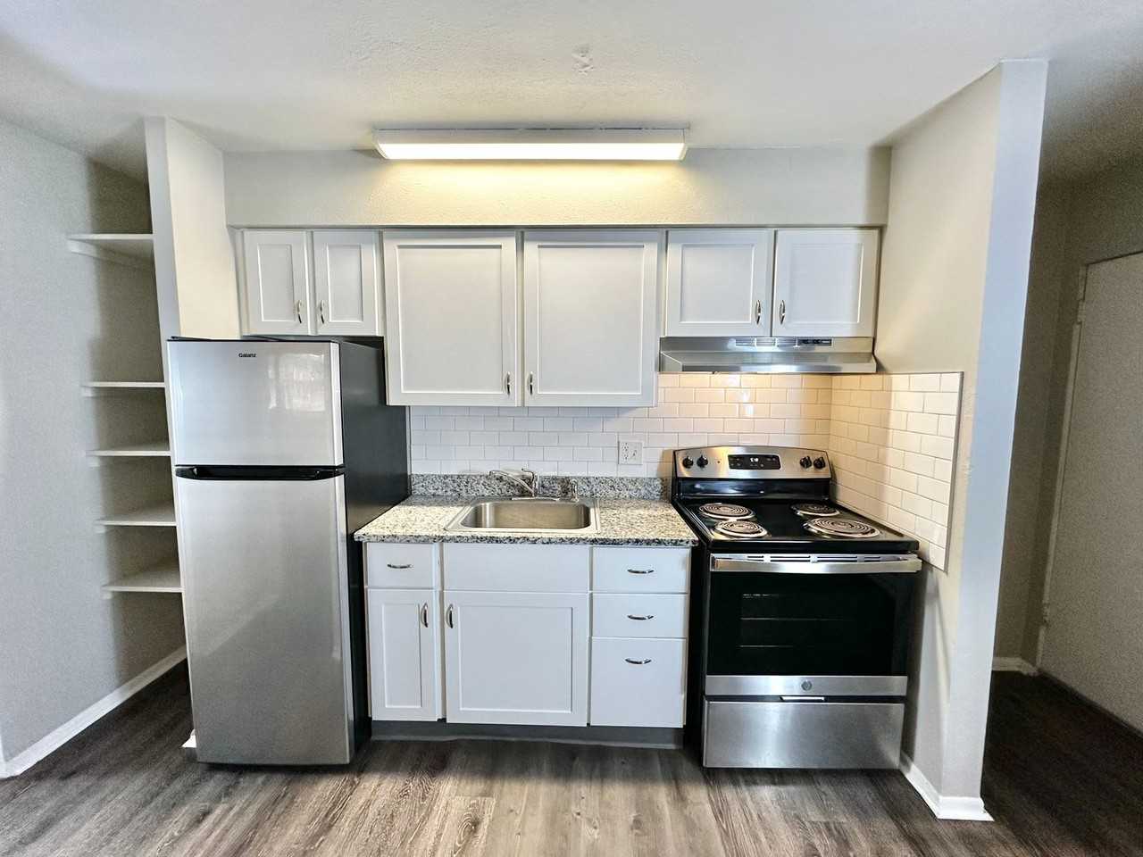 Arcadia Dell Apartments - Photo 7 of 42