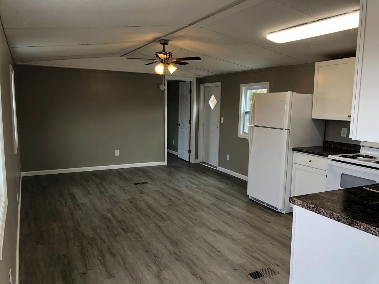 106 Prices Grove Rd - Photo 2 of 17