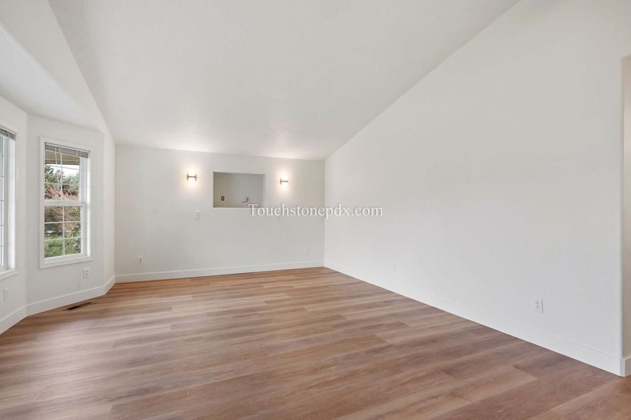 20160 Quinalt Dr - Photo 6 of 35