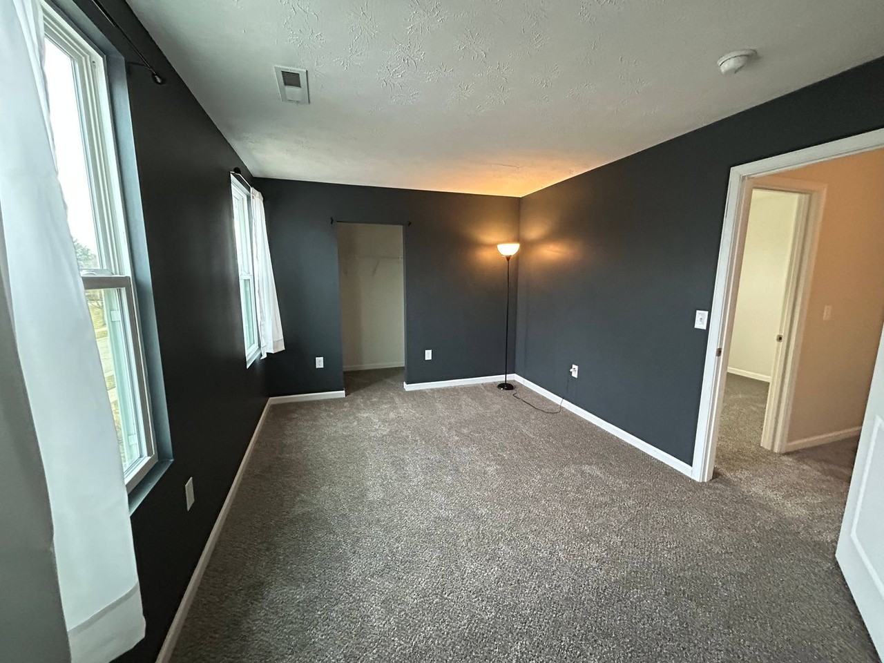 2548 Jenny Marie Dr - Photo 3 of 50