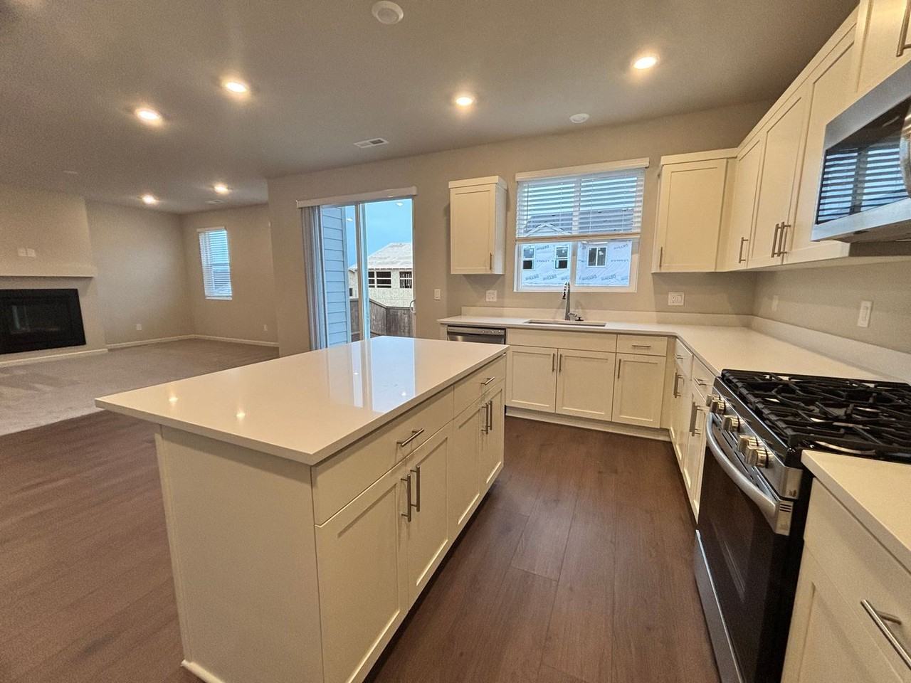 6309 Se 21st St - Photo 6 of 34