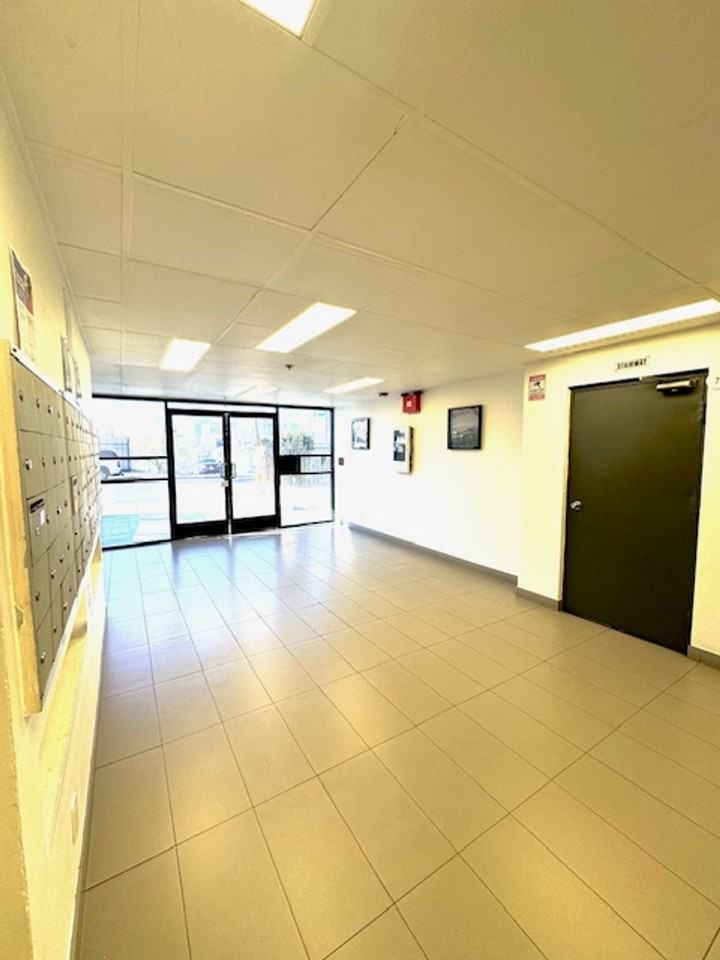 B & B Apartments - Photo 2 of 5