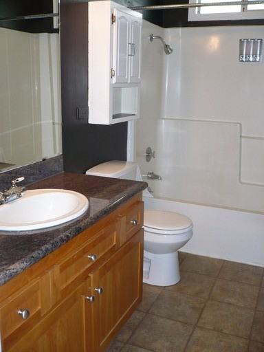 1950 Brewer Ave - Photo 5 of 13