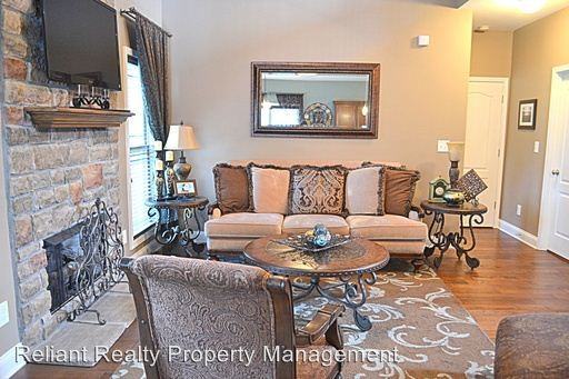 1389 Judge Tyler Dr - Photo 2 of 15