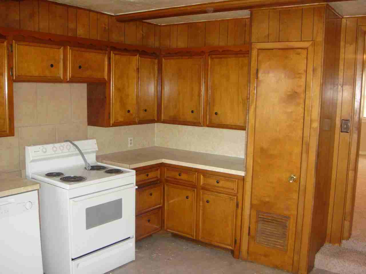 1908 45th St - Photo 2 of 39