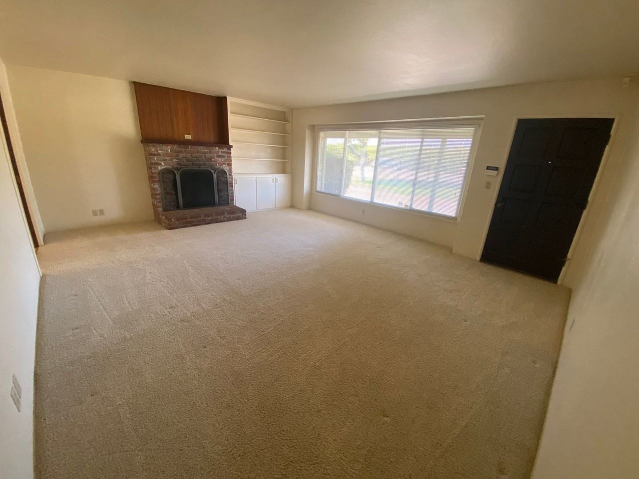 38610 Road 114 - Photo 2 of 12