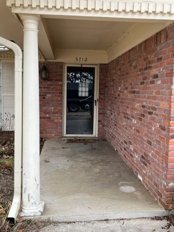 3712 Pope Ave - Photo 5 of 32