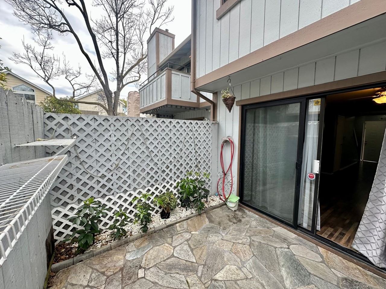 6226 Joaquin Murieta Ave - Photo 5 of 8