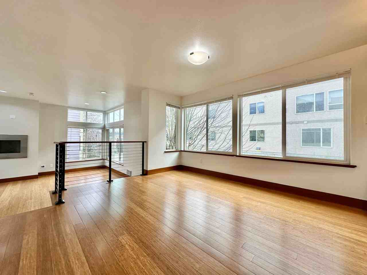 552 Mcgraw St - Photo 3 of 20