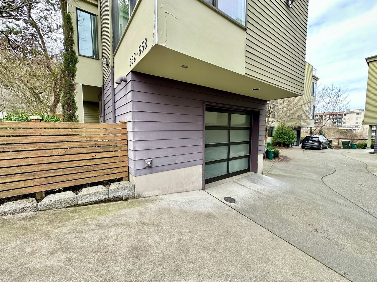 552 Mcgraw St - Photo 2 of 20