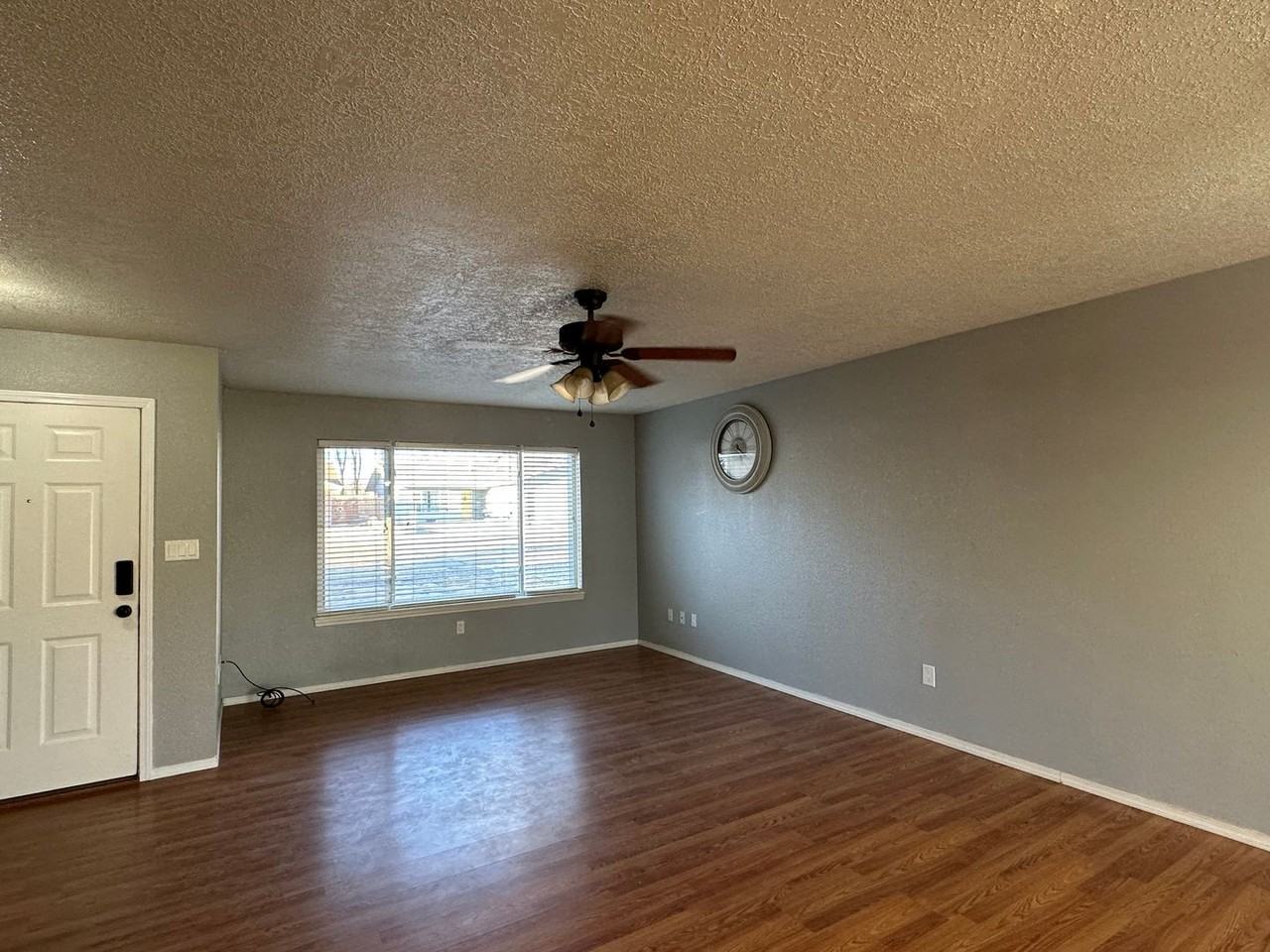 510 Ginger St - Photo 3 of 20