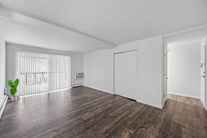 featured image of 375 W Galbraith Rd