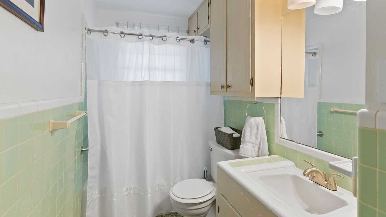 632 Summit Ridge Dr - Photo 2 of 10