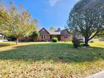 3232 Fairoaks Dr - Photo 1 of 1