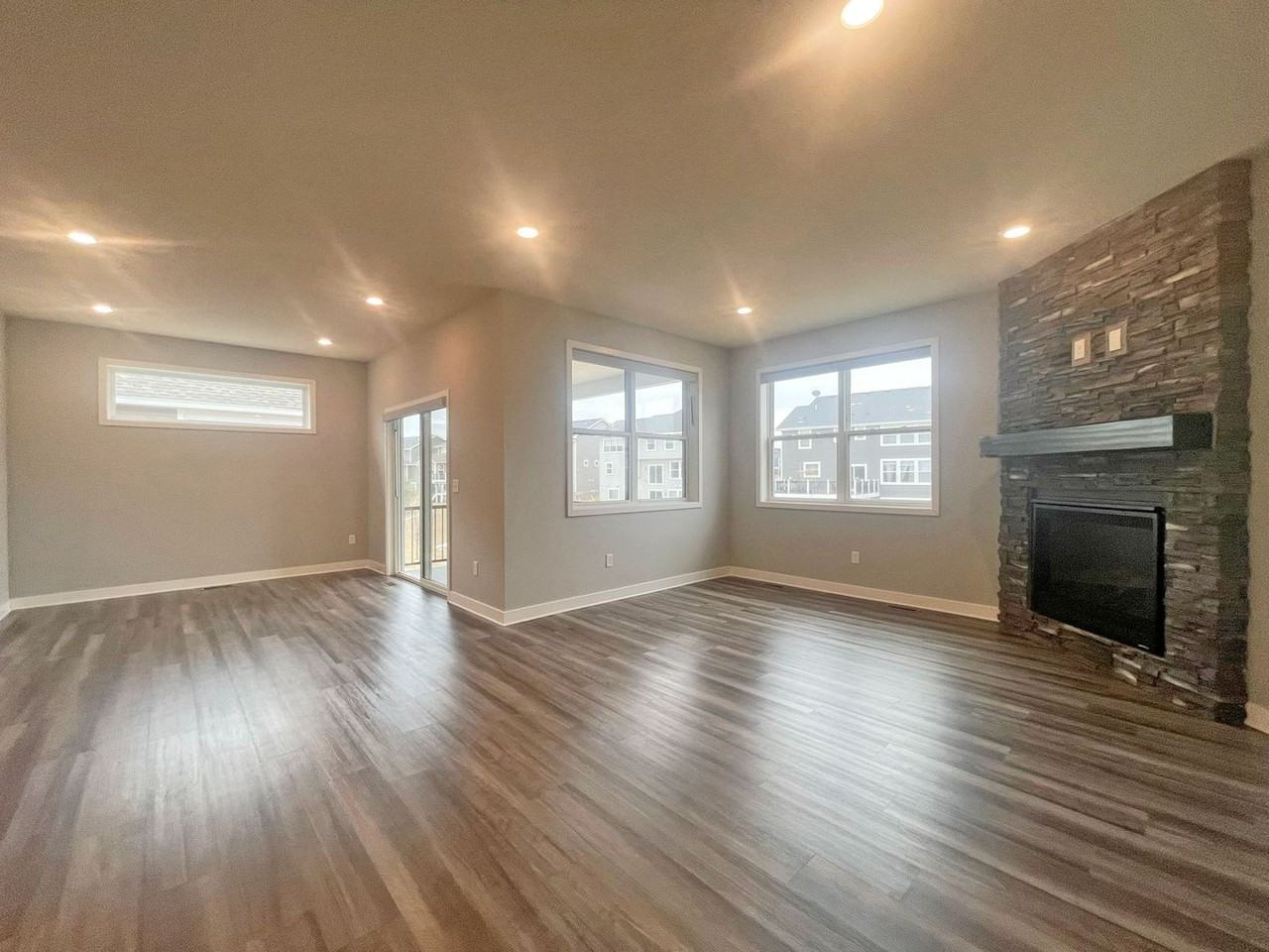 4597 Cobalt Ln - Photo 6 of 33