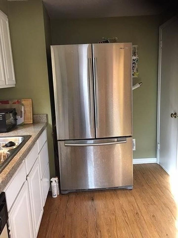 100 Hazel Pl - Photo 2 of 16