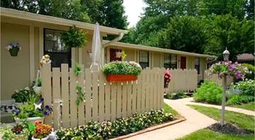 featured image of 2150 S Breiel Blvd