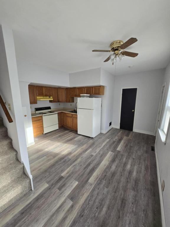 124 W Smith St - Photo 2 of 7