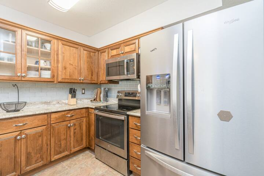 6215 Sun Holw - Photo 3 of 18