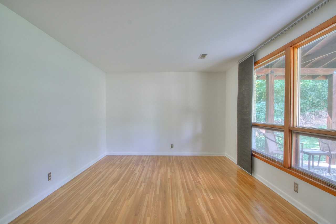 584 Hill Creek Dr - Photo 3 of 50