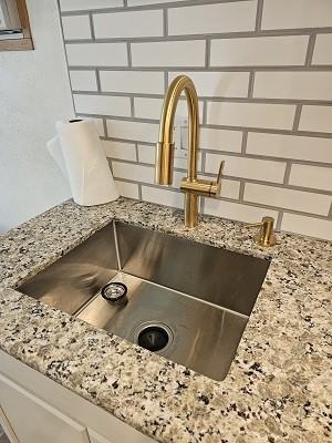 217 W 16th St #2 - Photo 6 of 18