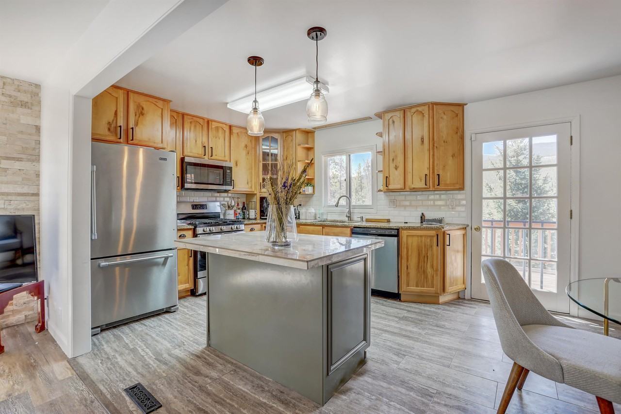 34482 Piny Pt - Photo 3 of 13