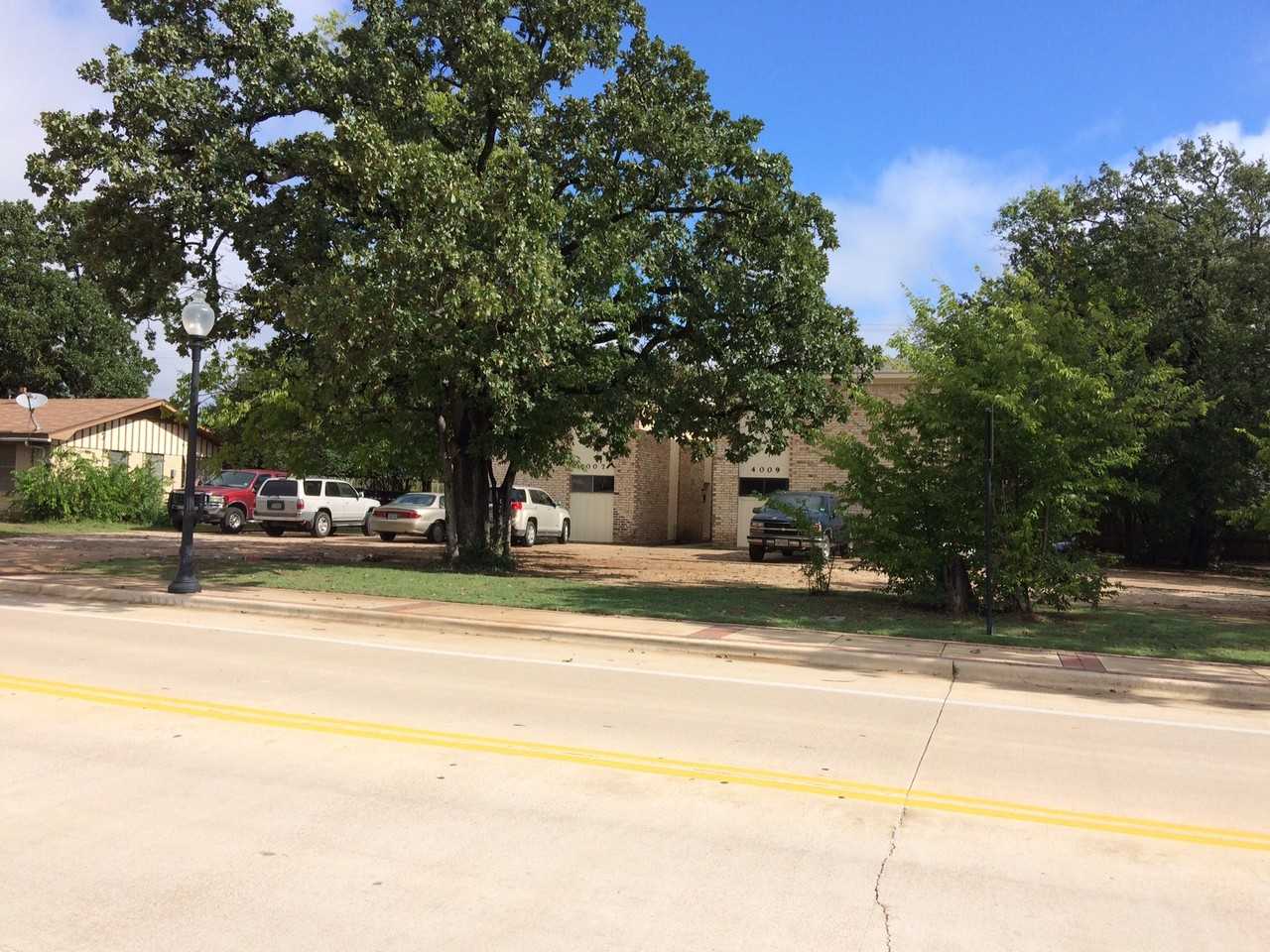 4007 College Main St #D - Photo 5 of 9