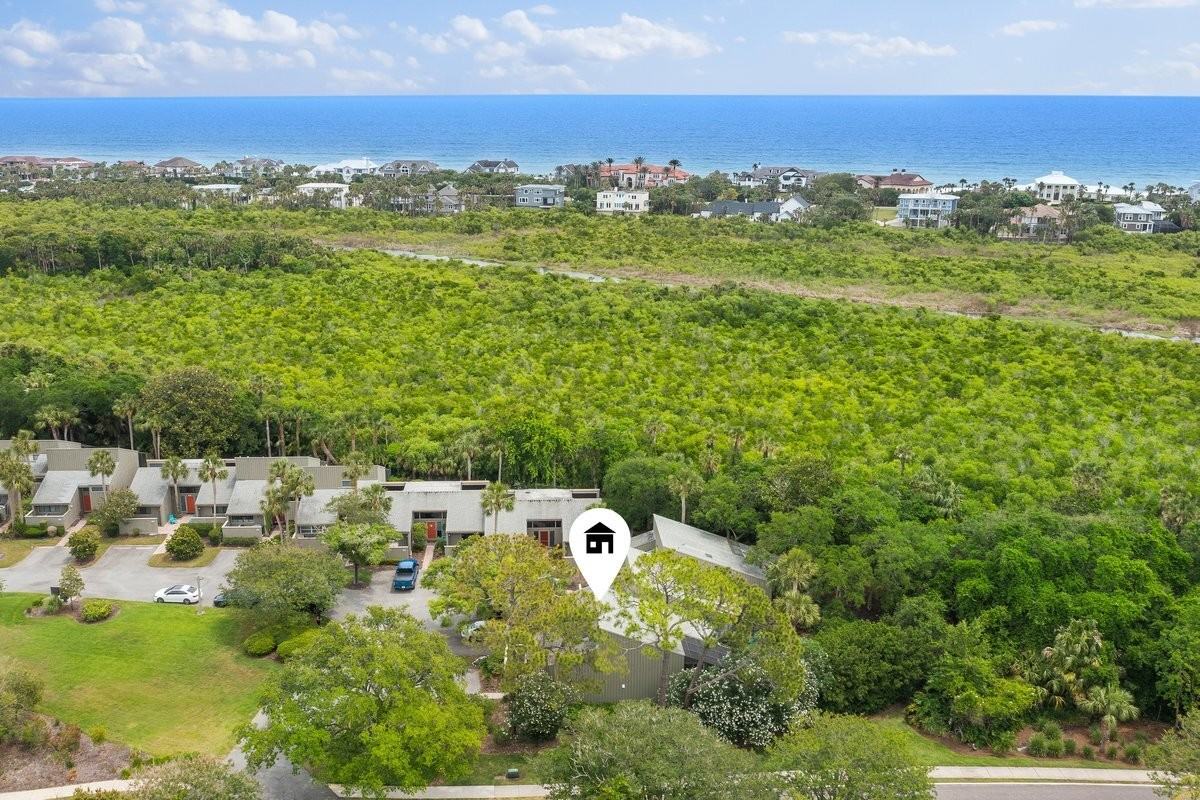 10091 Sawgrass Dr E #1 - Photo 7 of 40