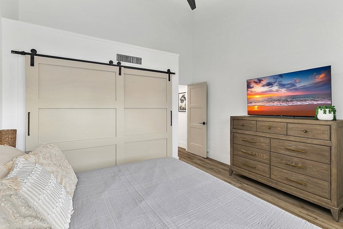 10091 Sawgrass Drive East #1 - Photo 6 of 40