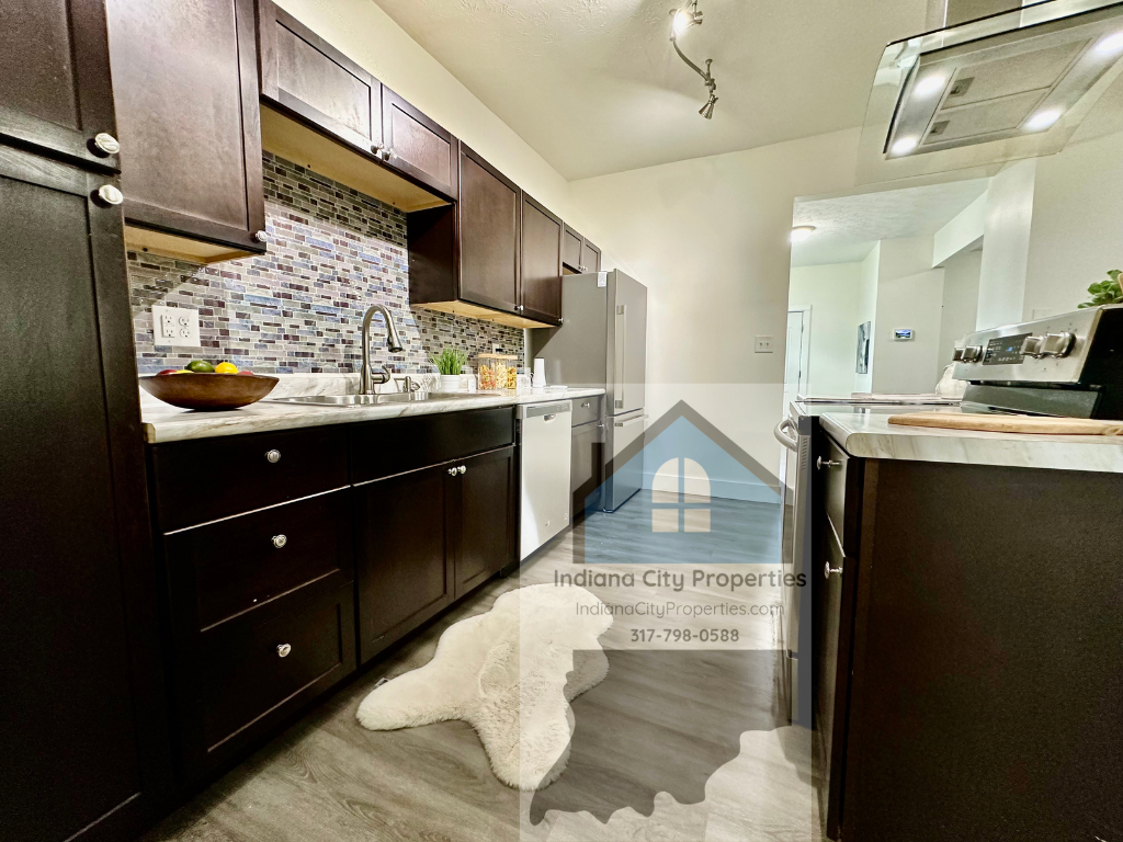 2705 Shriver Ave - Photo 5 of 18