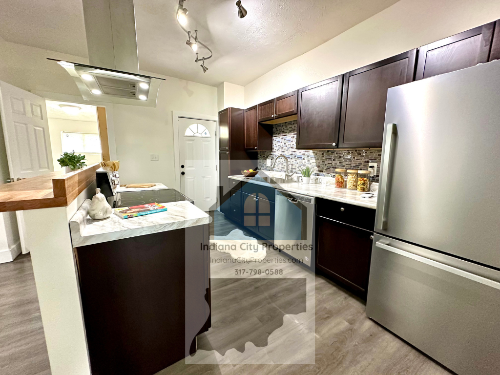 2705 Shriver Ave - Photo 3 of 18