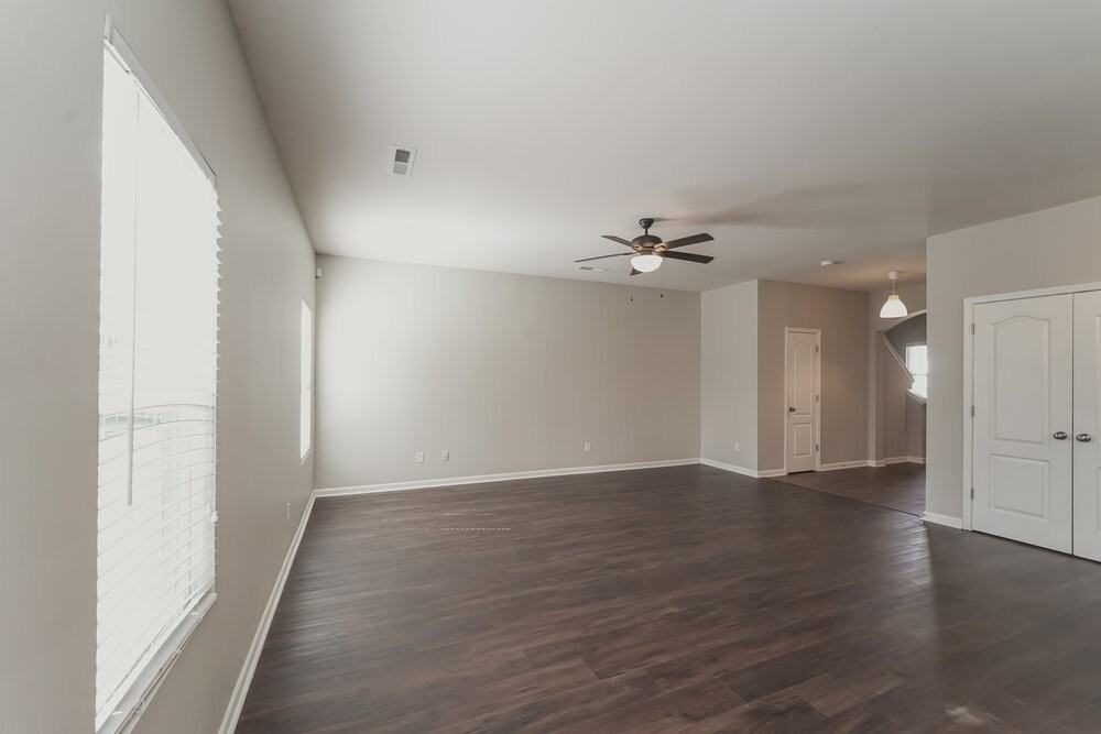 2202 Turtle Point Rd - Photo 6 of 17