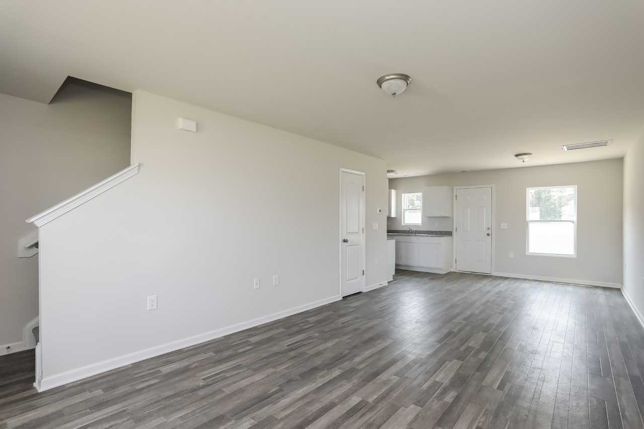 1106 Hope Farm Dr - Photo 2 of 24