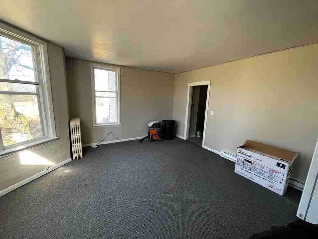 504 E Honeywell Ave #1 - Photo 2 of 7