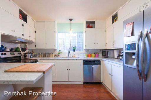 1134 Adeline St - Photo 2 of 14