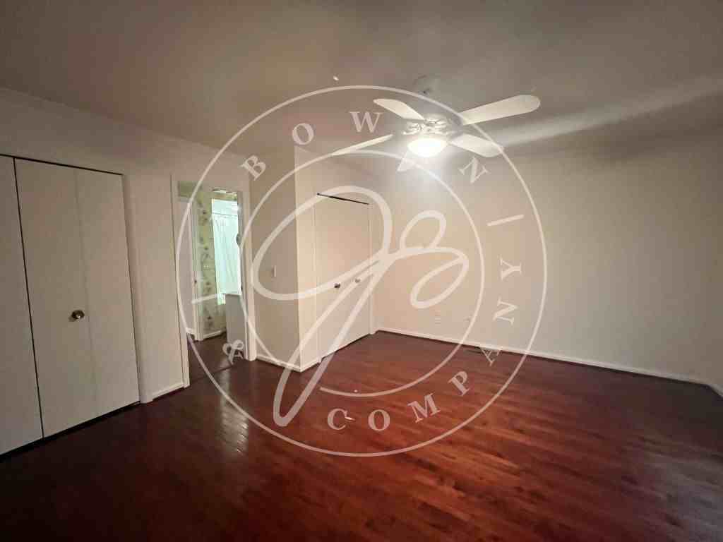 4042 Newcastle Dr - Photo 7 of 20