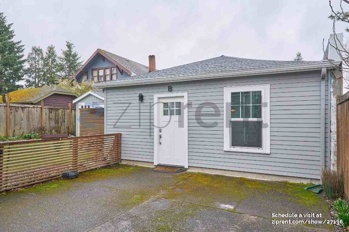 3713 Ne 15th Ave #B - Photo 2 of 16