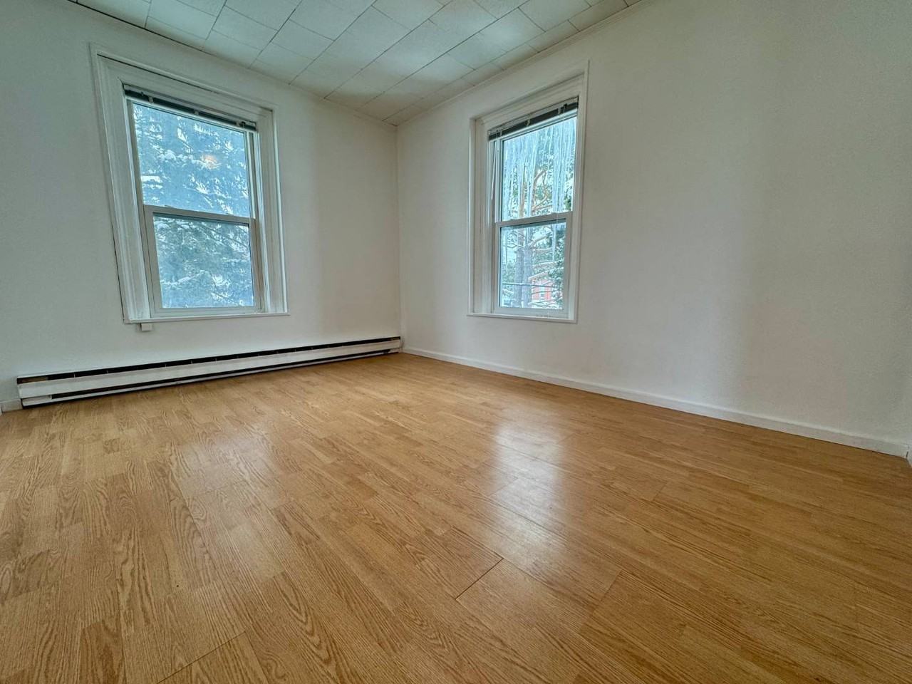 B- 49 Bond Street - Photo 2 of 30