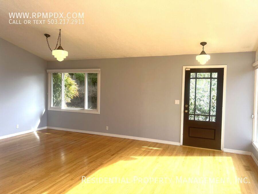 4214 Sw 34th Ave - Photo 3 of 50